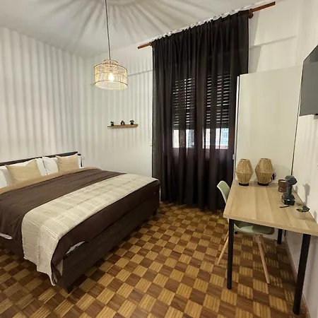 Esme Guest house Genoa